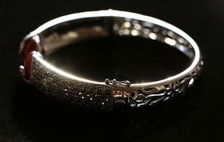 淘宝首饰珠宝摄影 专业商业摄影技巧与家用电器结合应用